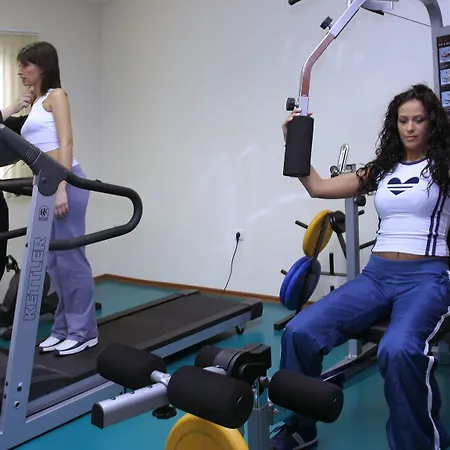 Хотел света София