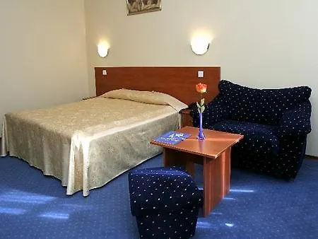 Хотел света 4*