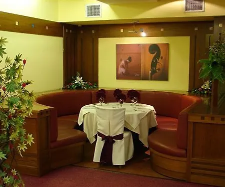 Hotel Sveta 4*